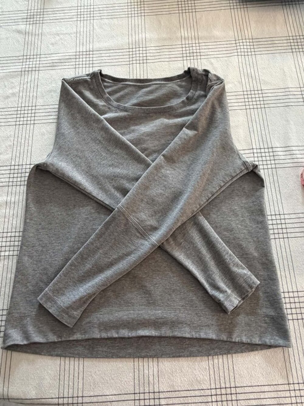 Lululemon Modal Pleated Back Long Sleeve Shirt Grey 8